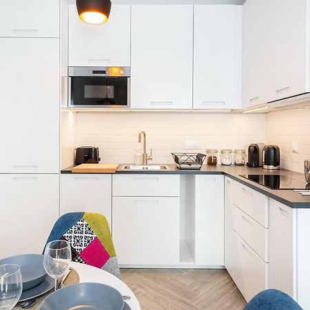 Apartments Rondo Wiatraczna By Noclegi Renters 바르샤바 외부 사진