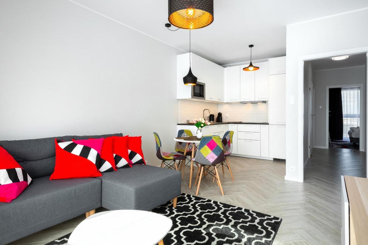 Apartments Rondo Wiatraczna By Noclegi Renters 바르샤바 외부 사진