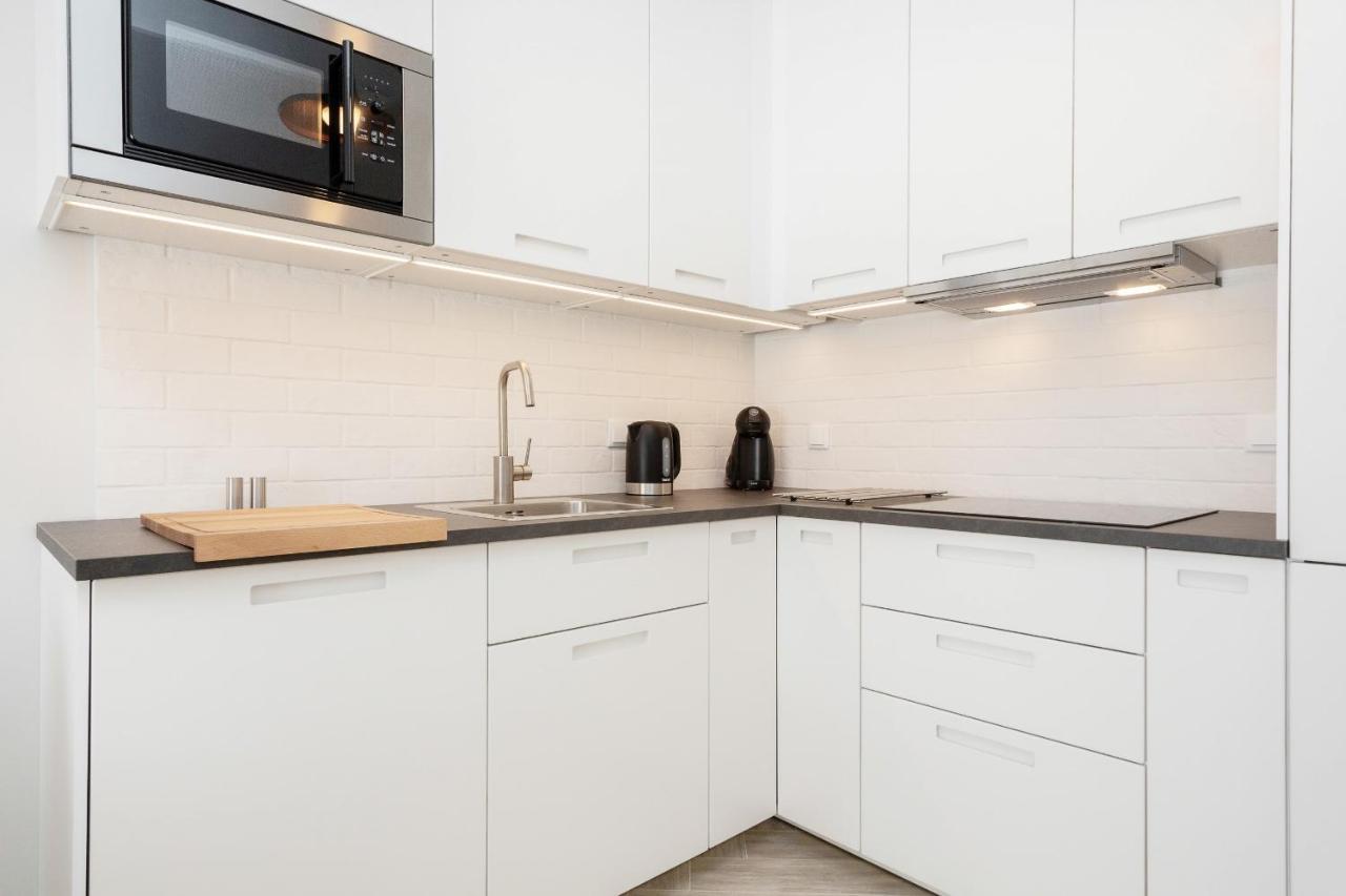 Apartments Rondo Wiatraczna By Noclegi Renters 바르샤바 외부 사진