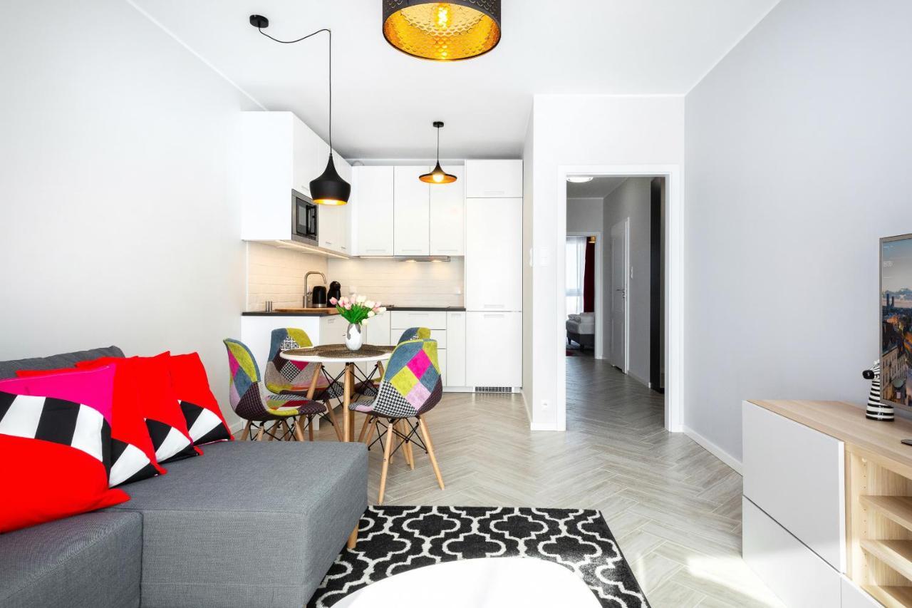 Apartments Rondo Wiatraczna By Noclegi Renters 바르샤바 외부 사진