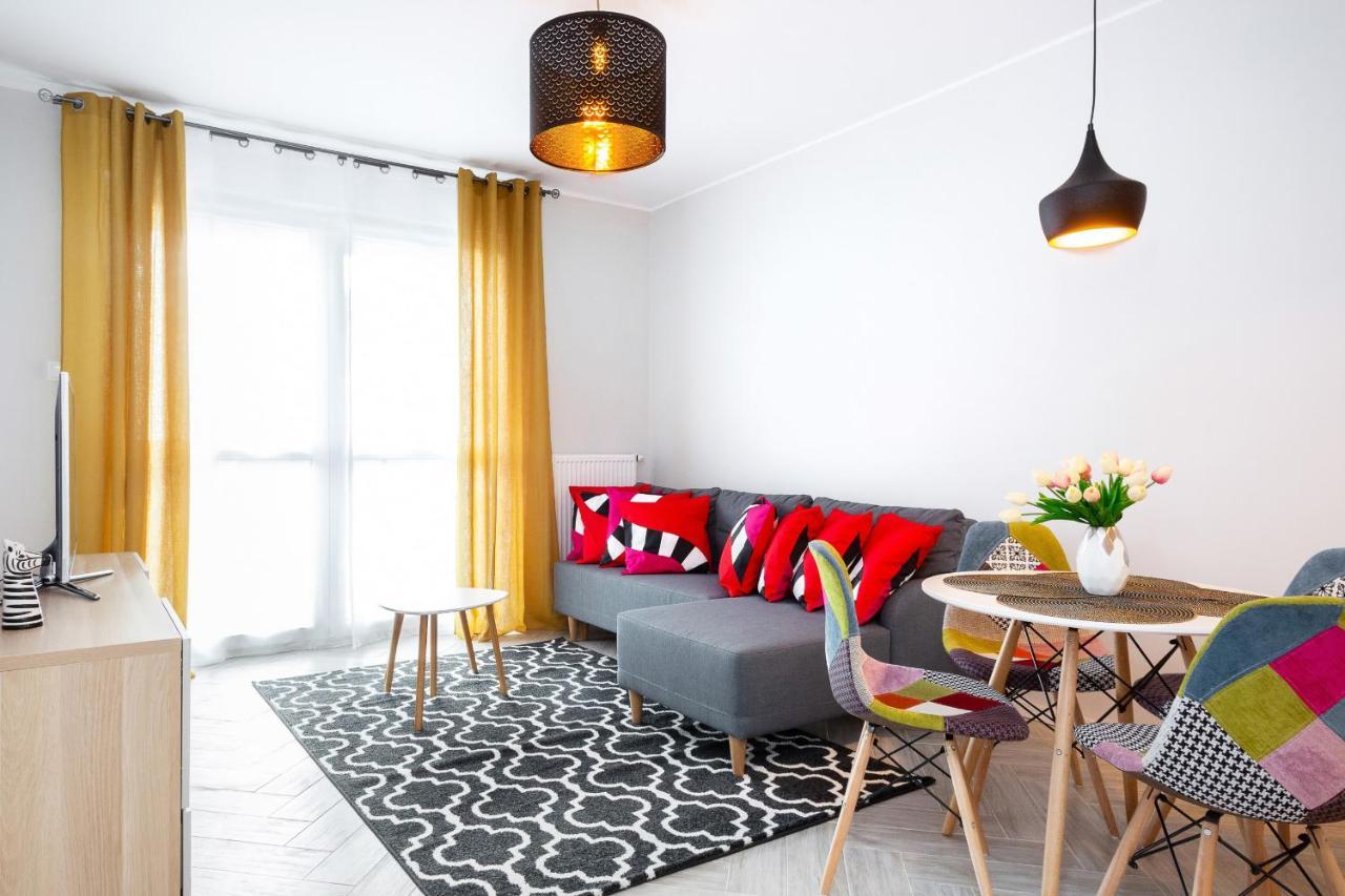 Apartments Rondo Wiatraczna By Noclegi Renters 바르샤바 외부 사진
