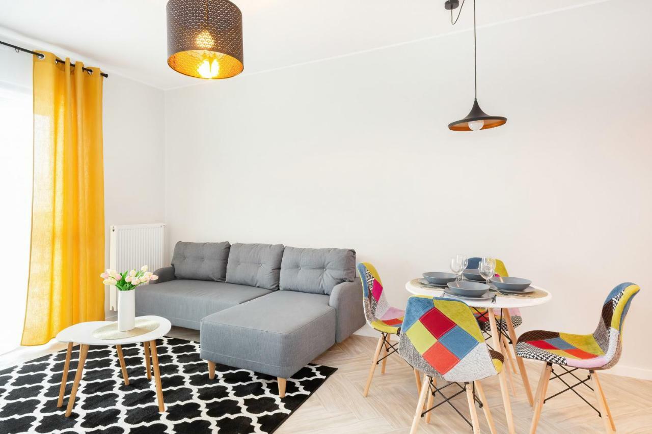Apartments Rondo Wiatraczna By Noclegi Renters 바르샤바 외부 사진