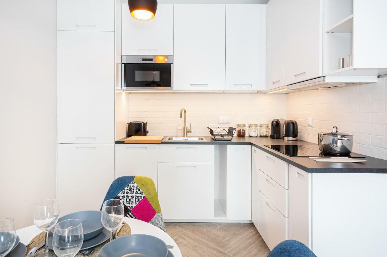Apartments Rondo Wiatraczna By Noclegi Renters 바르샤바 외부 사진